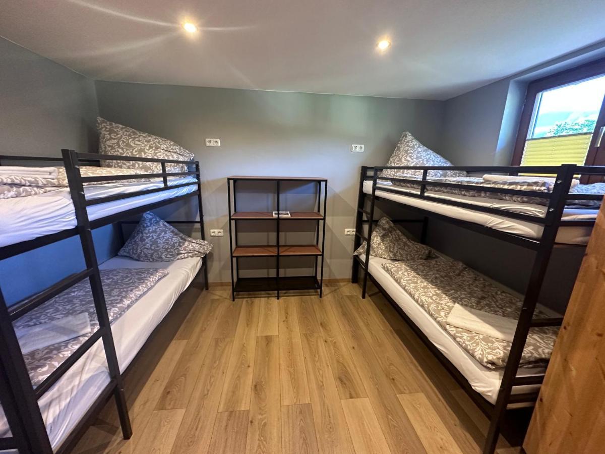 Bed and Breakfast Haus Tirol Леоганг Экстерьер фото