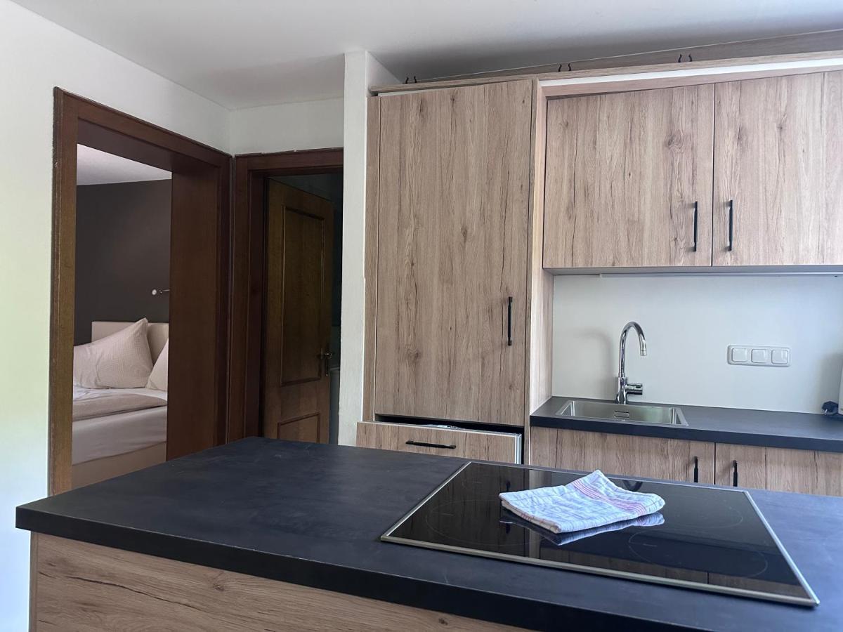 Bed and Breakfast Haus Tirol Леоганг Экстерьер фото