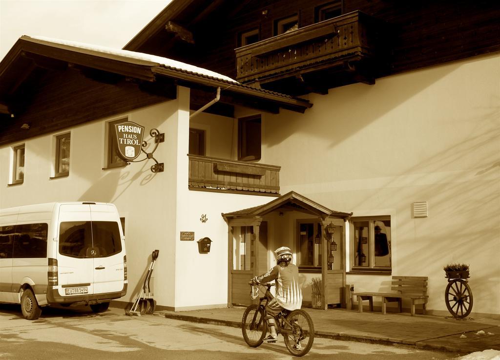 Bed and Breakfast Haus Tirol Леоганг Экстерьер фото